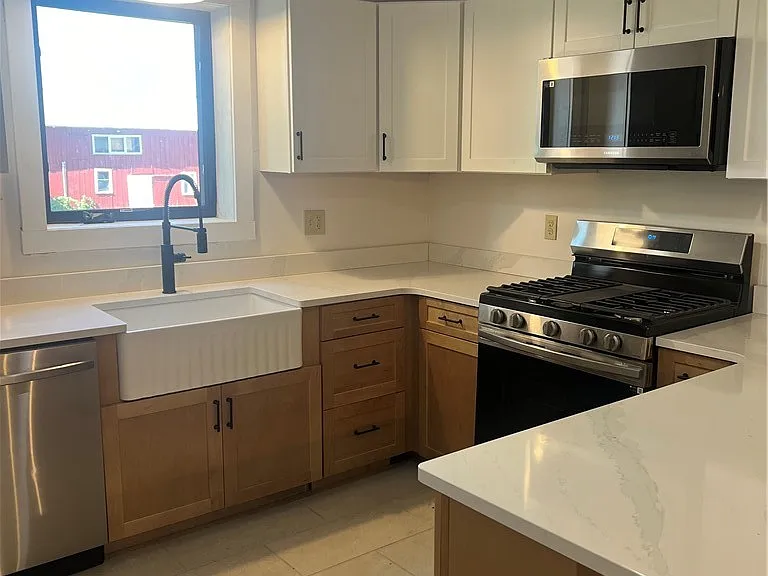 34 Lakeshore Rd #40 — Photo 10