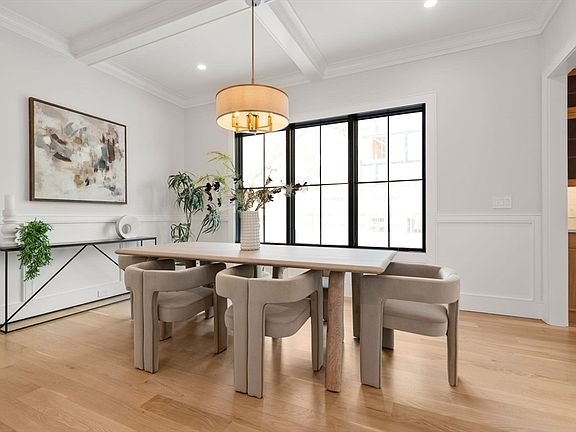 3rd image of 190 Brookline St