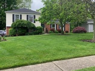 58 Carriage Sq, Aurora, OH 44202