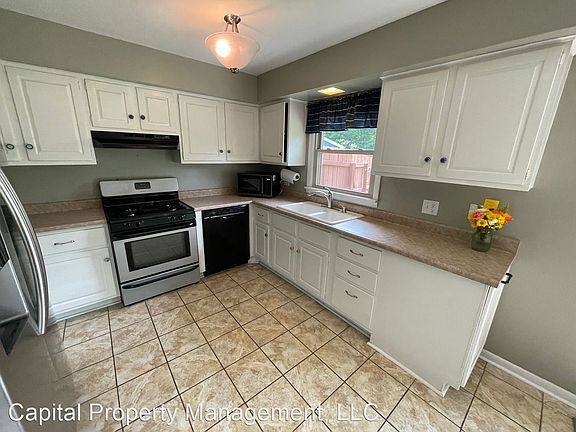5th image of 7322 Antebellum Dr