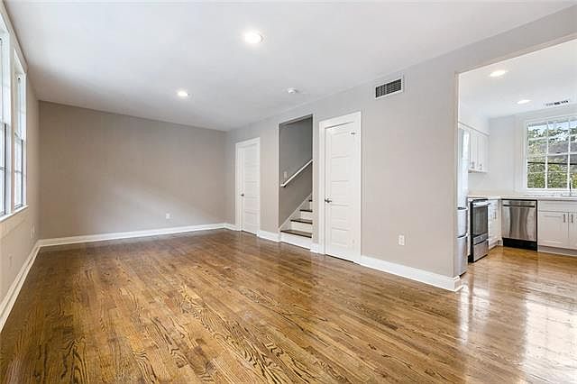 1st image of 920 S Carrollton Ave APT K