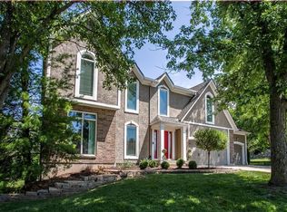 5202 Albervan St, Shawnee, KS 66216