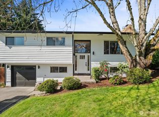 16604 NE 92nd St, Redmond, WA 98052