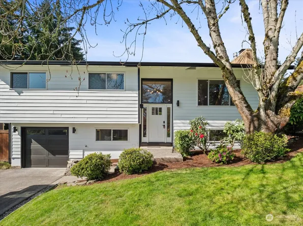 16604 NE 92nd Street, Redmond, WA 98052