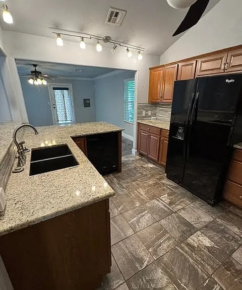 5508 S Newport Ave — Photo 7