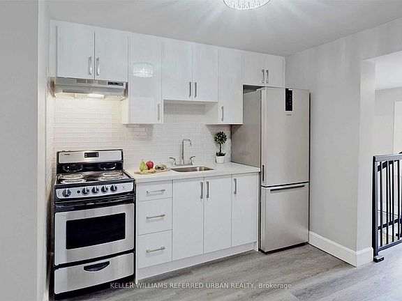 4th image of 38 Hilldale Rd