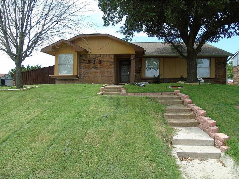 1st image of 2513 High Hollow Dr