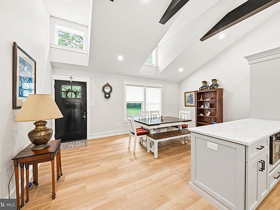 2nd image of 12 Lafayette Ave