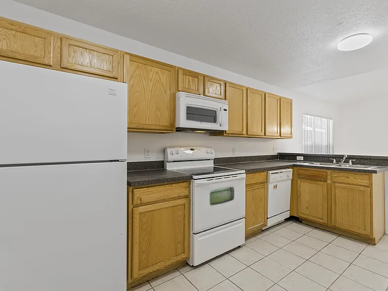 108 Sundown Ct — Photo 40
