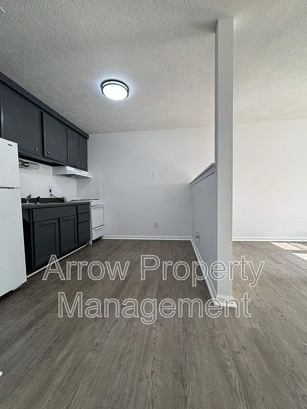 Building Photo - 2206 K St #19