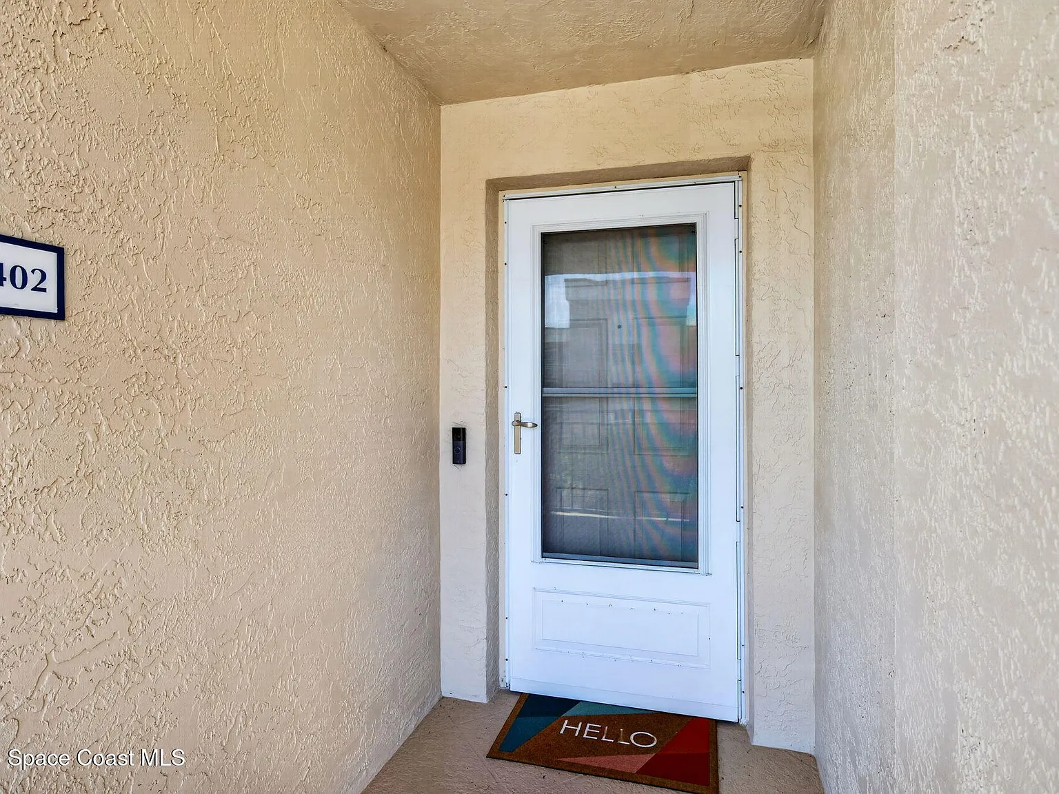 1 bed, 1.5 bath, 868 sqft, $4,000 — Photo 3