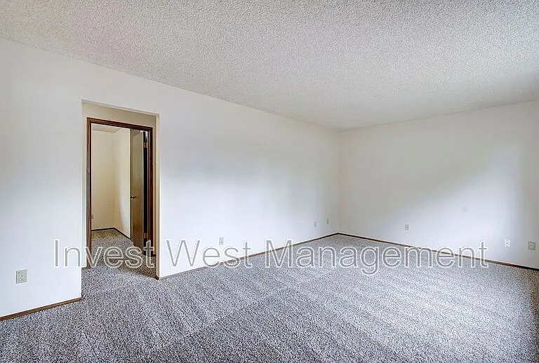 854 SE Washougal River Rd — Photo 20