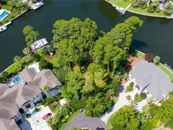 11 Knightsbridge Ln, Hilton Head Island, SC 29928