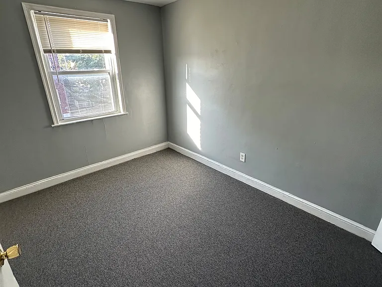 3703 W Franklin St — Photo 8