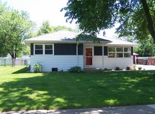 3606 Bobwhite Ln, Rolling Meadows, IL 60008