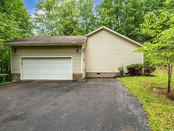 5th image of 781 Laurelwood Ln