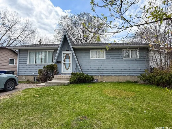 7 Dunfield CRESCENT, Meadow Lake, SK S9X 1E6
