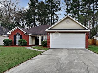 403 Shady Oak Cir, Richmond Hill, GA 31324