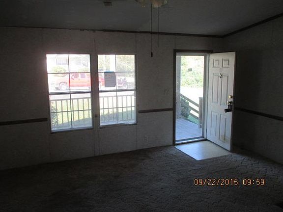 3rd image of 107 Tanner Cir