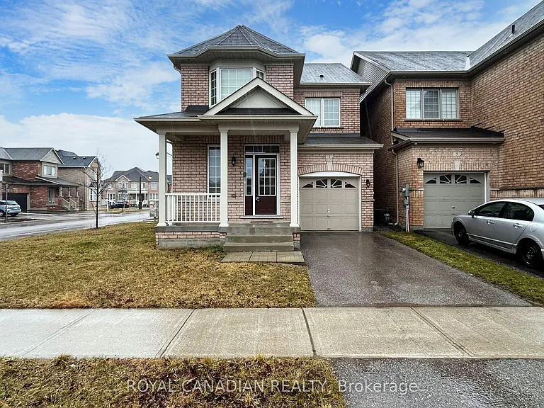 1 Green Spruce Rd — Photo 1