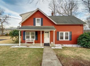 26 High St, Wallingford, CT 06492