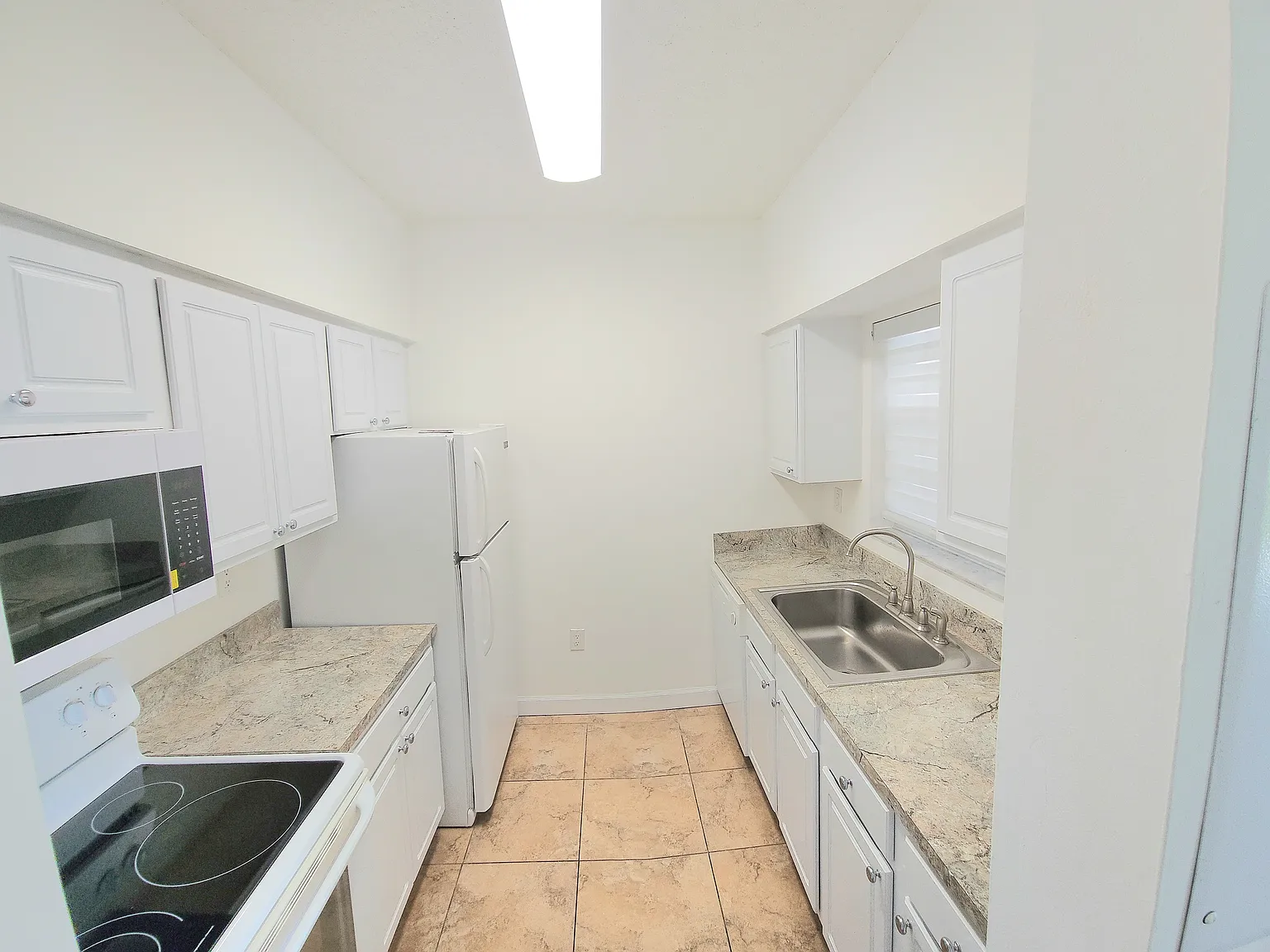 1 bed, 715 sqft, $1,800 — Photo 4