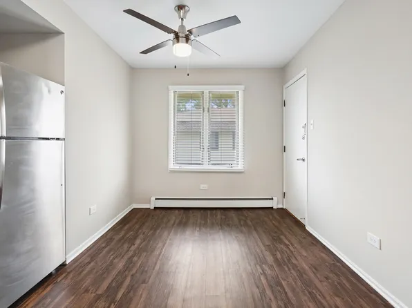 The Clarendon Apartment Homes, 21 58th St #A-02, Clarendon Hills, IL 60514