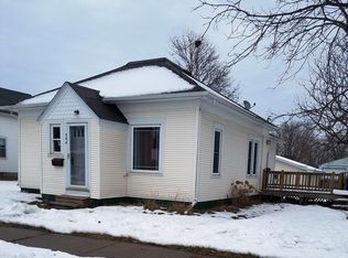 808 Woodard Ave, Tomah, WI 54660