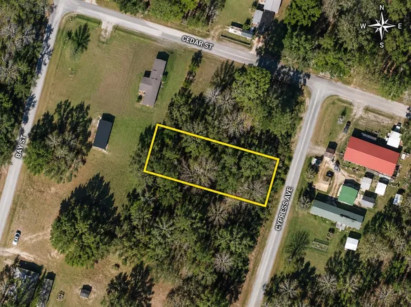 101 Cypress Ave, Kingstree, SC 29556