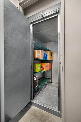 Rented by Compass | media 57