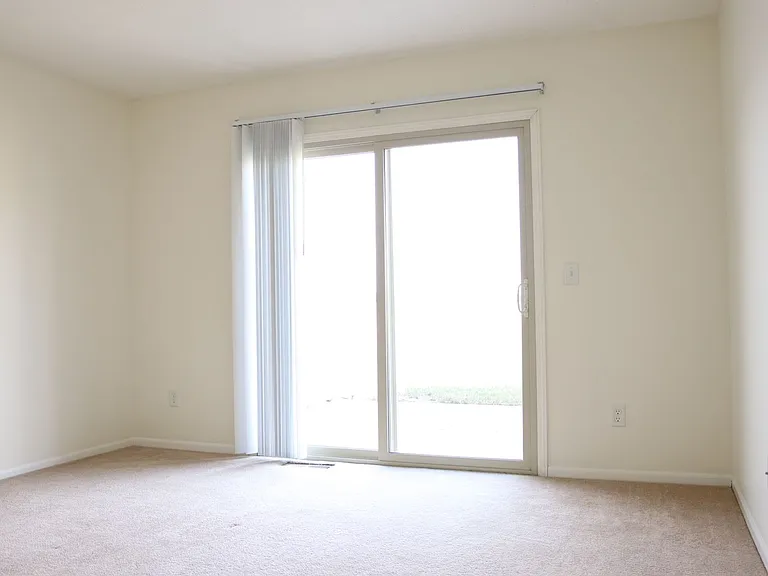 2271 Shamrock Ln — Photo 18