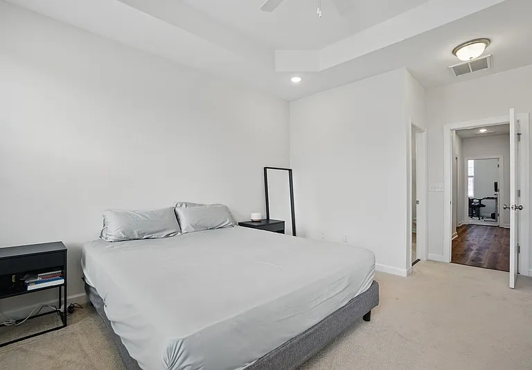 9568 21st Bay St — Photo 18