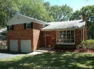 9003 Friars Rd, Bethesda, MD 20817