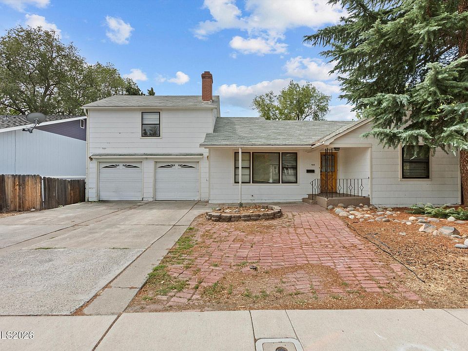 1st image of 454 Glenmanor Dr