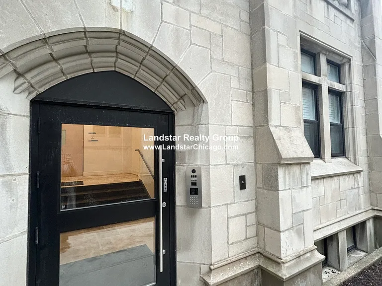 4600 S Ellis Ave #110 — Photo 20