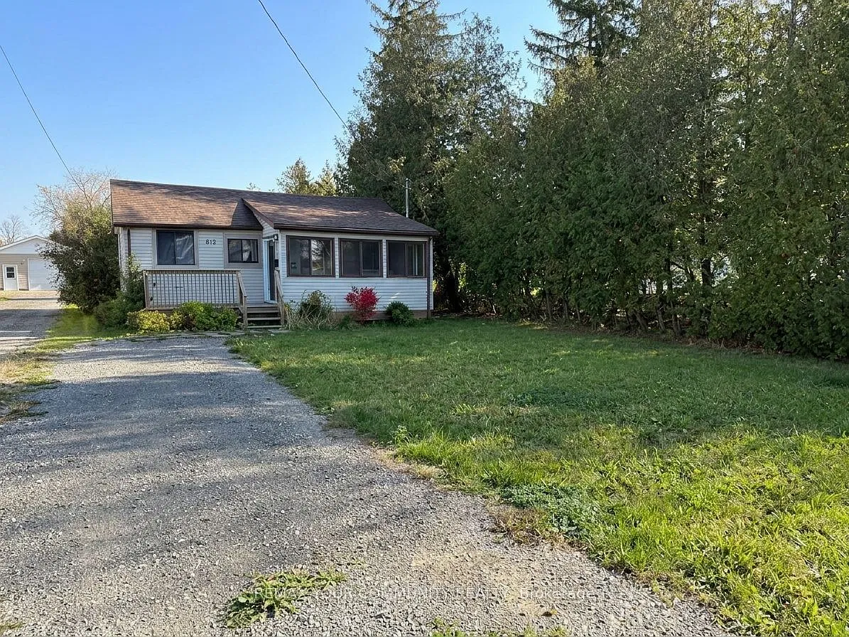 3 bed, $2,700 — Photo 1