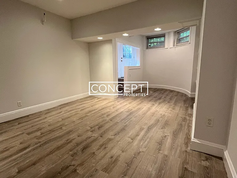 379 Commonwealth Ave #11 — Photo 9
