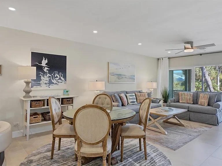 500 S Washington Dr #6B — Photo 11