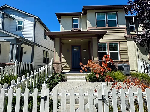 3551 Teeling Way Photo 1