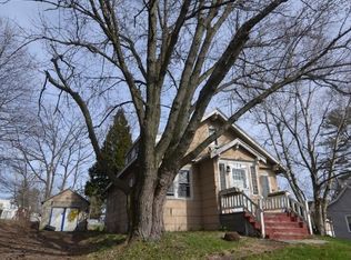 108 Hooper Rd, Endicott, NY 13760