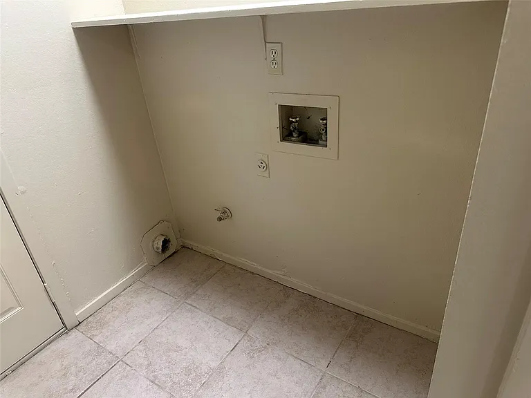 2602 S Bagdad Rd #A — Photo 20