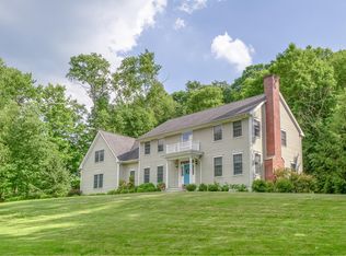 2 Raymond Rd, North Salem, NY 10560