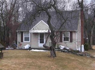 691 Gardnertown Rd, Newburgh, NY 12550