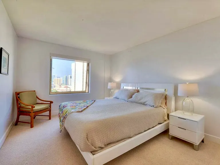 1551 Ala Wai Blvd #2002 — Photo 10