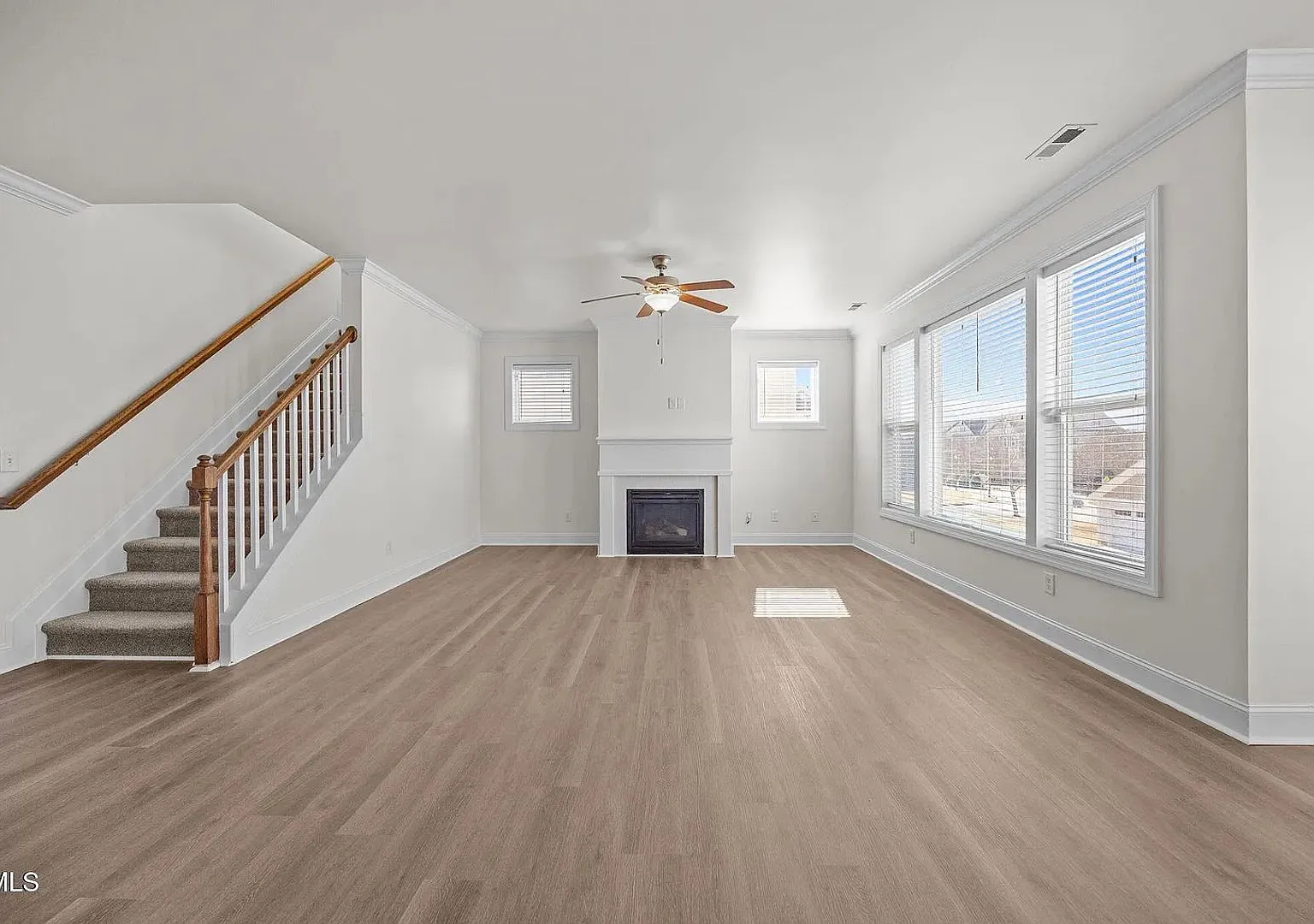 Room in 4 Bedroom Home in Wake Forest — Photo 2