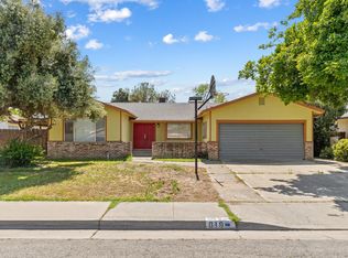 619 Meadow Ln, Lemoore, CA 93245