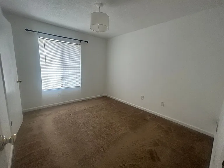 3235 W Wimbledon Dr — Photo 7