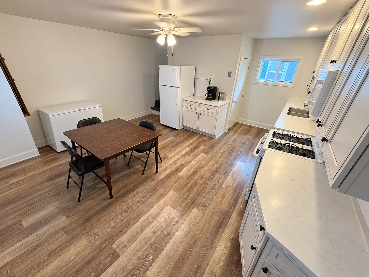 4 bed, 1300 sqft, $3,700 — Photo 2
