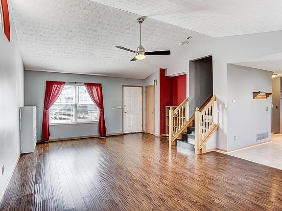 4th image of 2822 Southfield Village Dr
