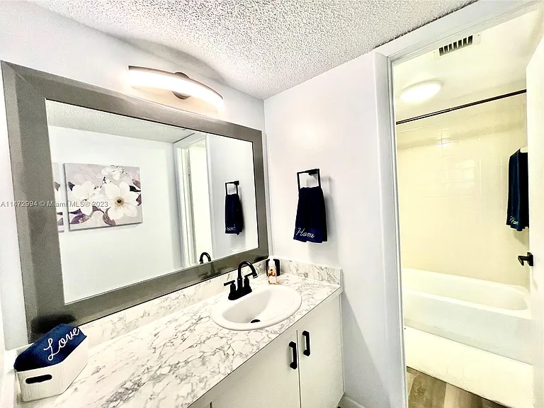 7451 NW 16th St #310 — Photo 98